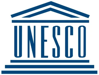 unesco logo 1024x776 1 – historisches Referenzarchiv
